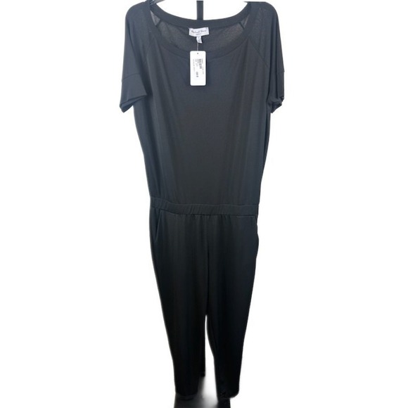 Michael Stars Evereve Black Off Shoulder Jumpsuit Short Sleeve Women's Medium - Picture 1 of 5